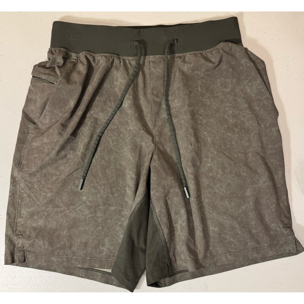 Lululemon Shorts Men Small S Running Linerless Athletic Gym Army Green LM7AKRS